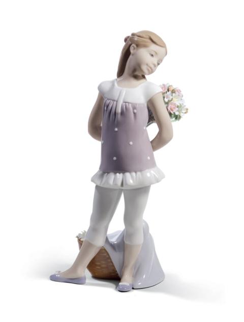 Your Favorite Flowers Girl Figurine - Lladro-Europe