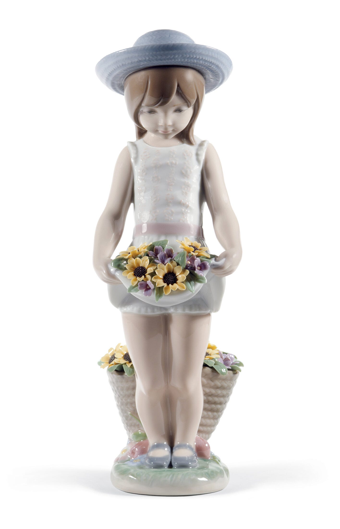 Счастливый амулет цветочница часть 40. Статуэтка "цветок". Lladro девочка с цветами. Lladro девушка с цветами. Девочка цветочек статуэтка.
