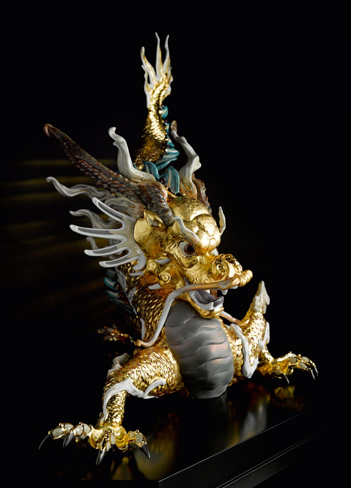 臥龍(Gold) =Limited Edition= | リヤドロ公式オンライン