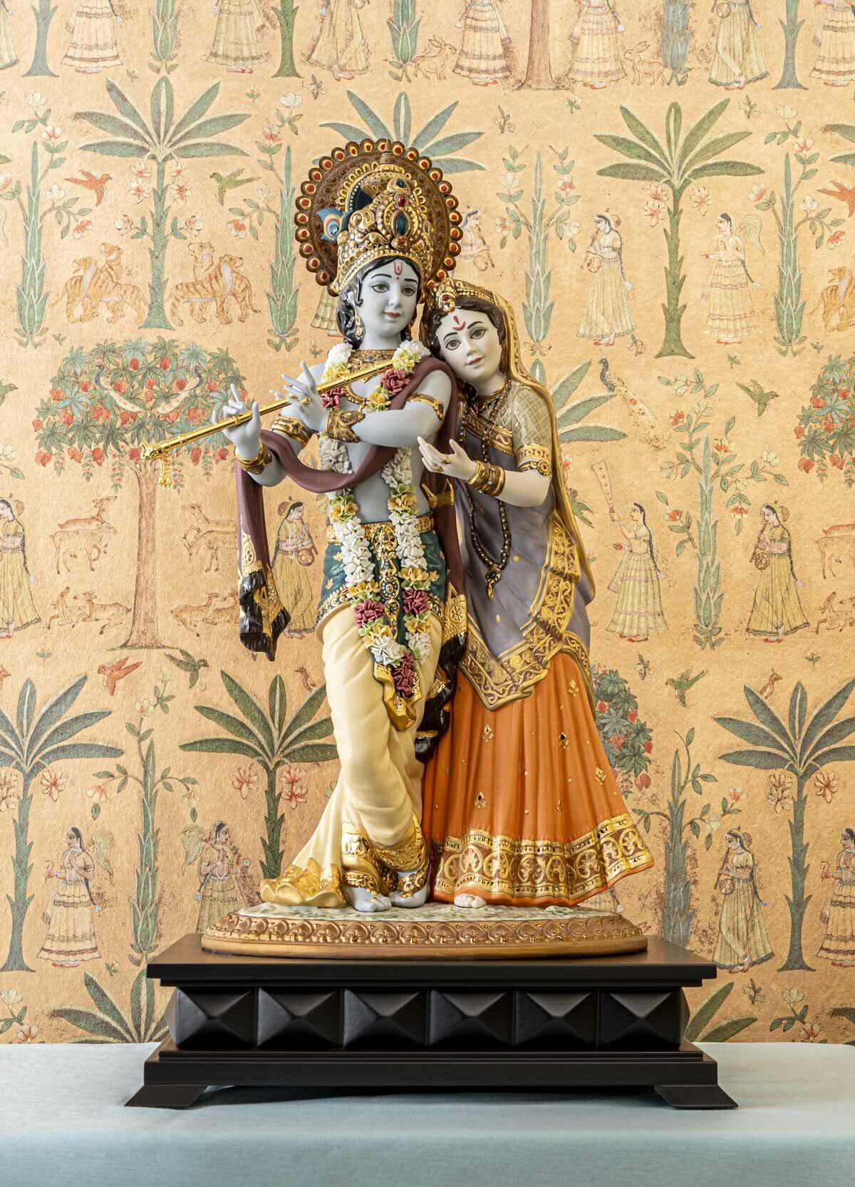 Radha Krishna Garden Statue