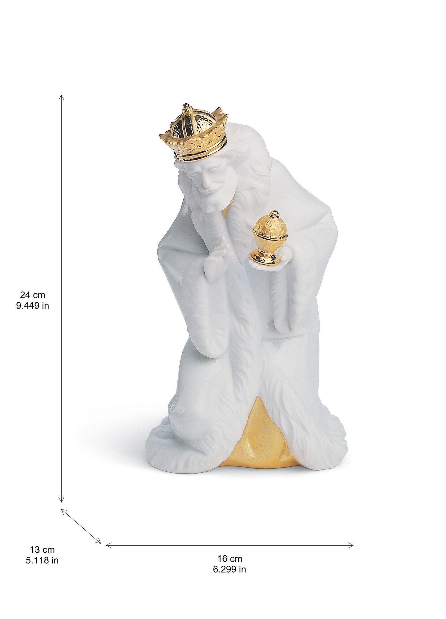 King Melchior Nativity Figurine. Golden Lustre | Lladró® USA