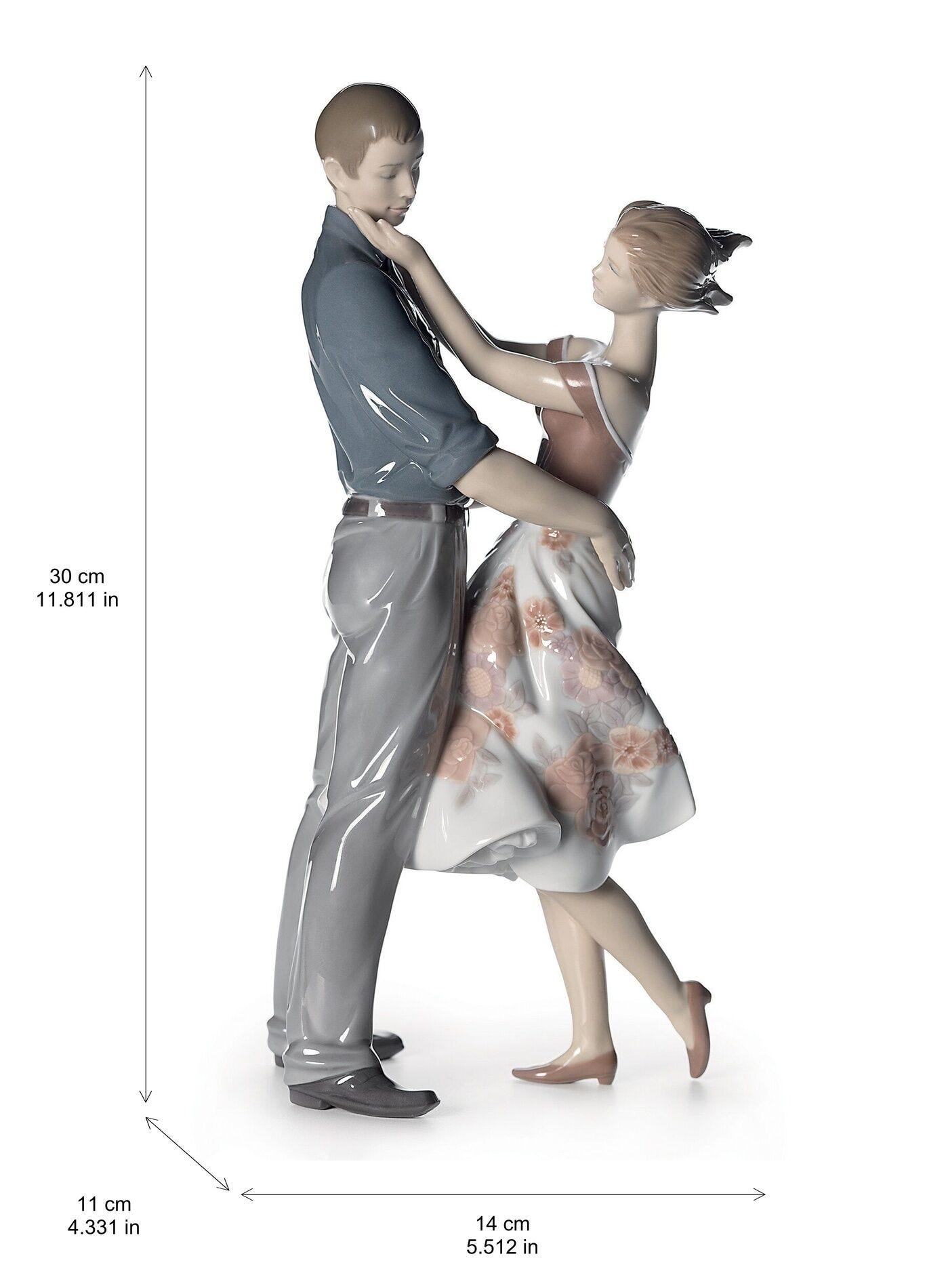 Happy Encounter Couple Figurine | Lladró® USA