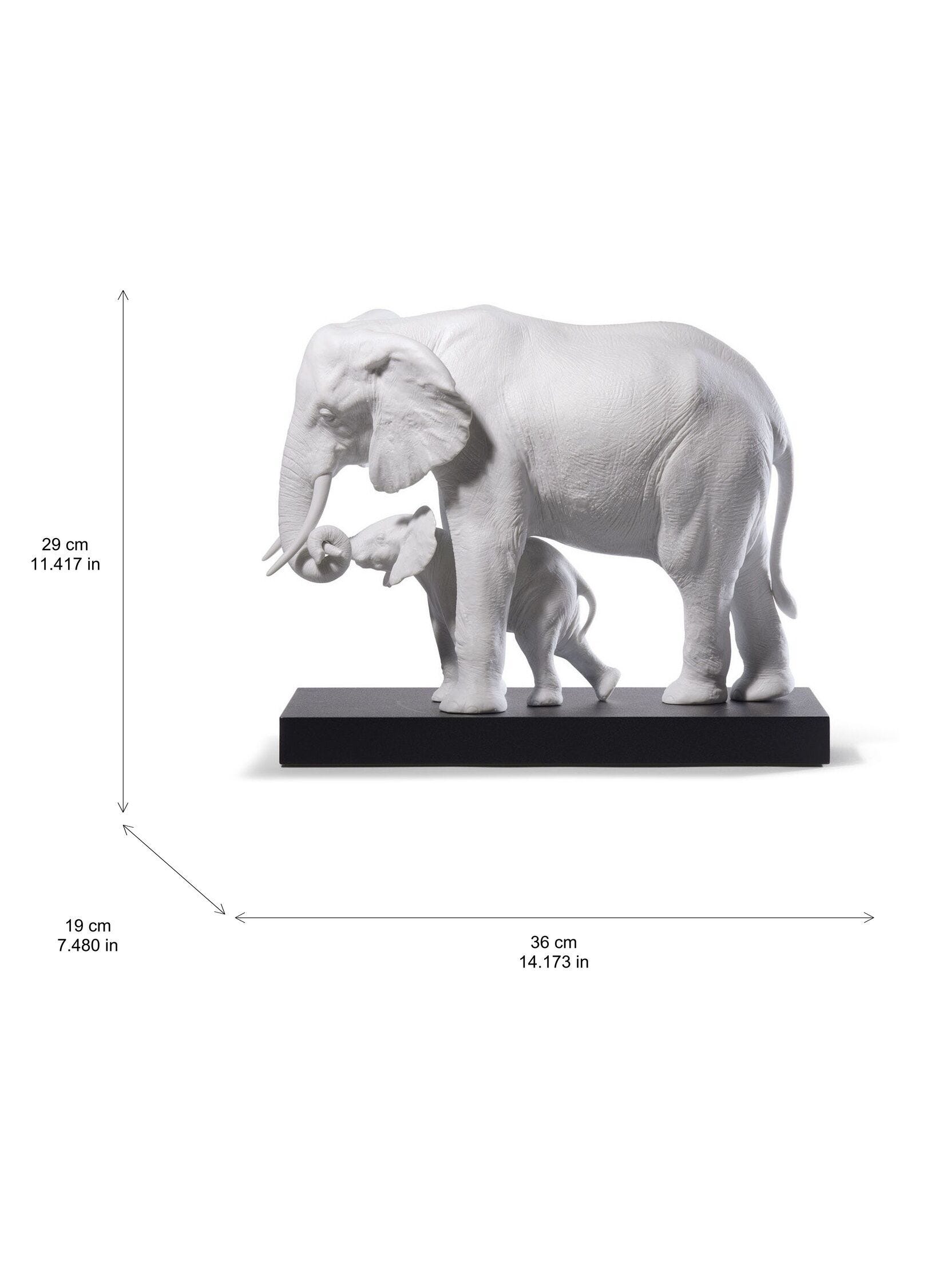 Leading The Way Elephants White Sculpture | Lladró® Hong Kong