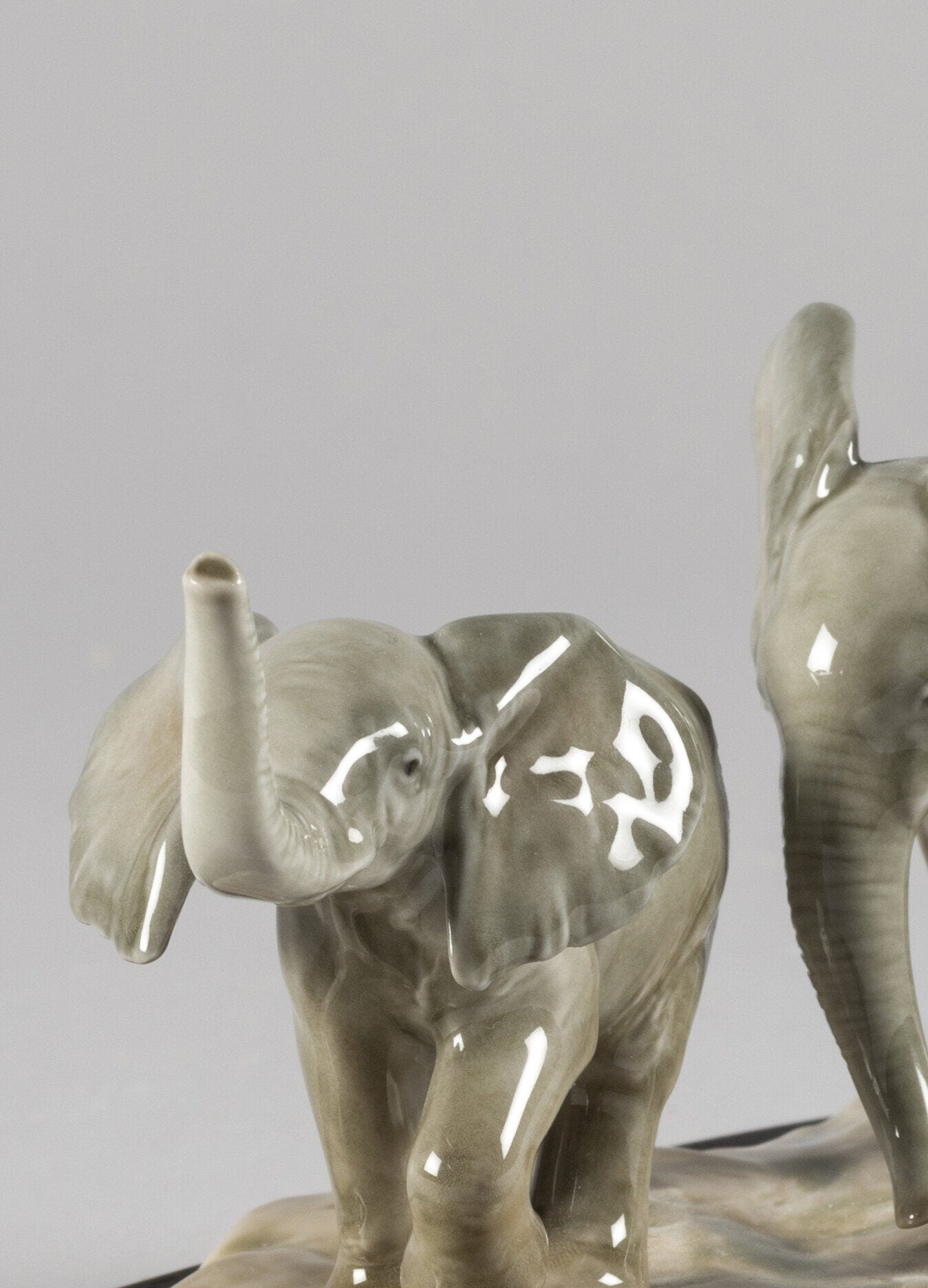 LLADRO - ELEFANTE PORTAFORTUNA 1008036