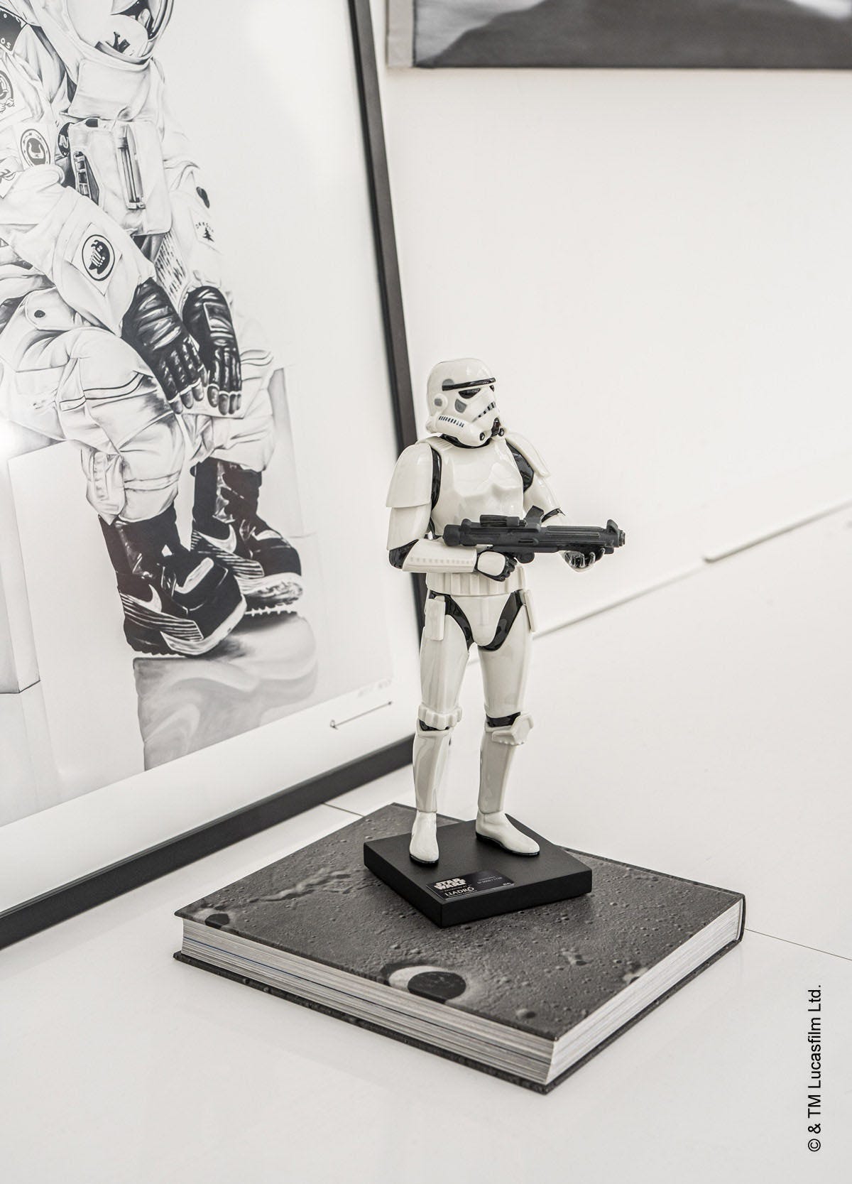 スターウォーズ【正規品】トルーパー〈特典有〉SW アート 限定 フィギュア A ストームトルーパー - Limited Edition - | リヤドロ公式オンライン