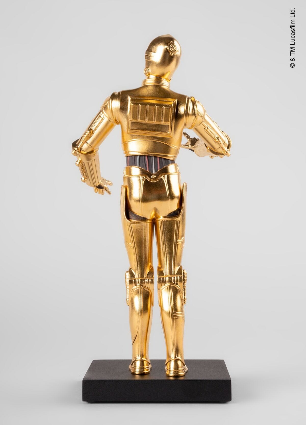 C-3PO フィギュア ゴールド C-3PO | リヤドロ公式オンライン