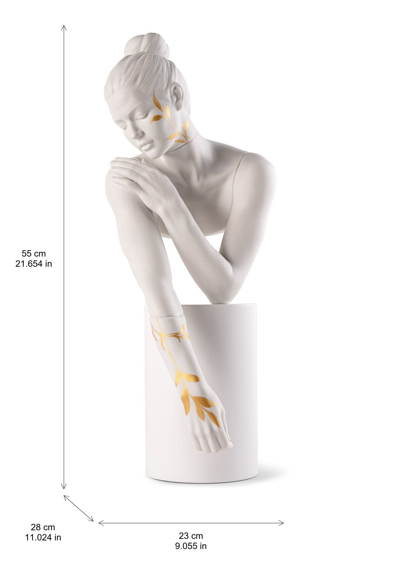 Reflections of Nature - Her Sculpture. White-gold | Lladró® Singapore
