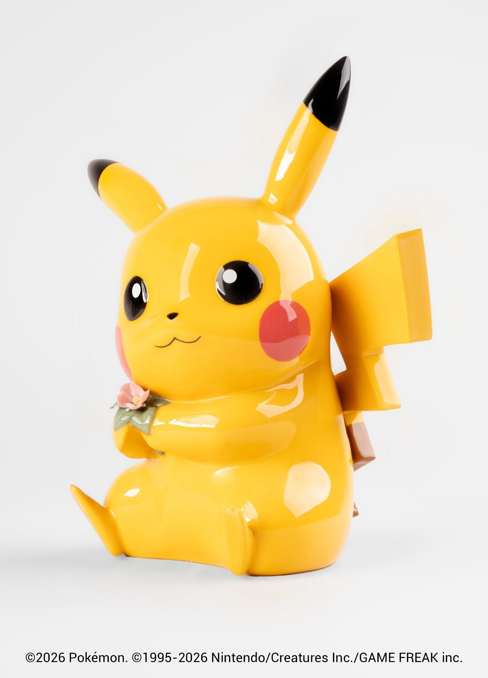 ピカチュウ | リヤドロ公式オンライン