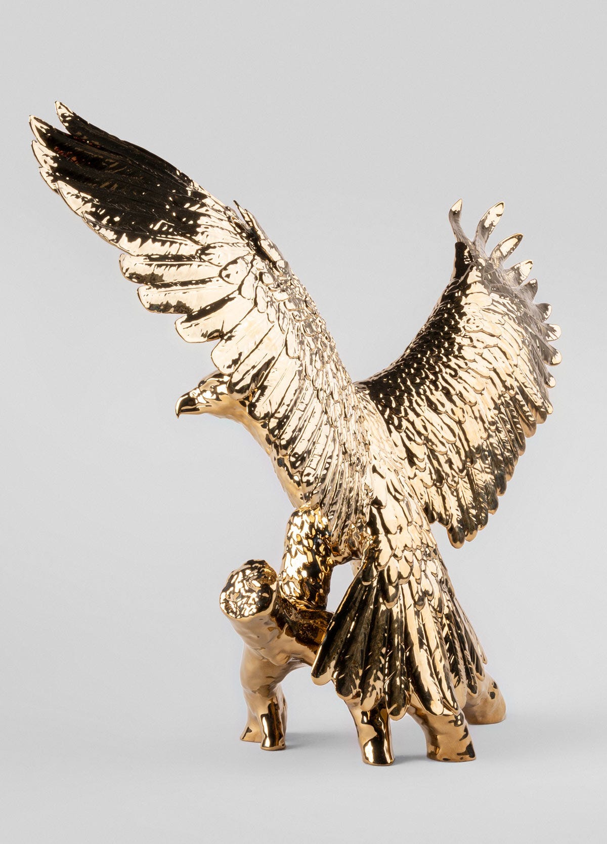 Freedom eagle Sculpture. Gold. Limited Edition | Lladró® Singapore