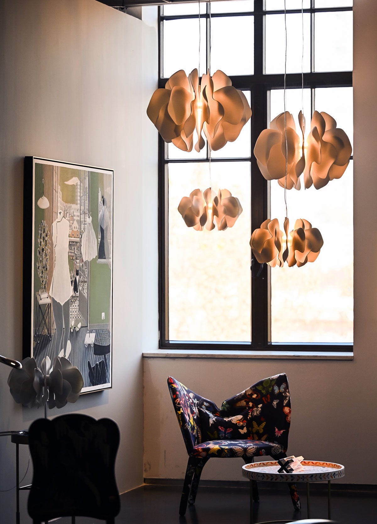 Nightbloom Hanging Lamp 60cm. White. (CE/UK) | Lladró® Singapore