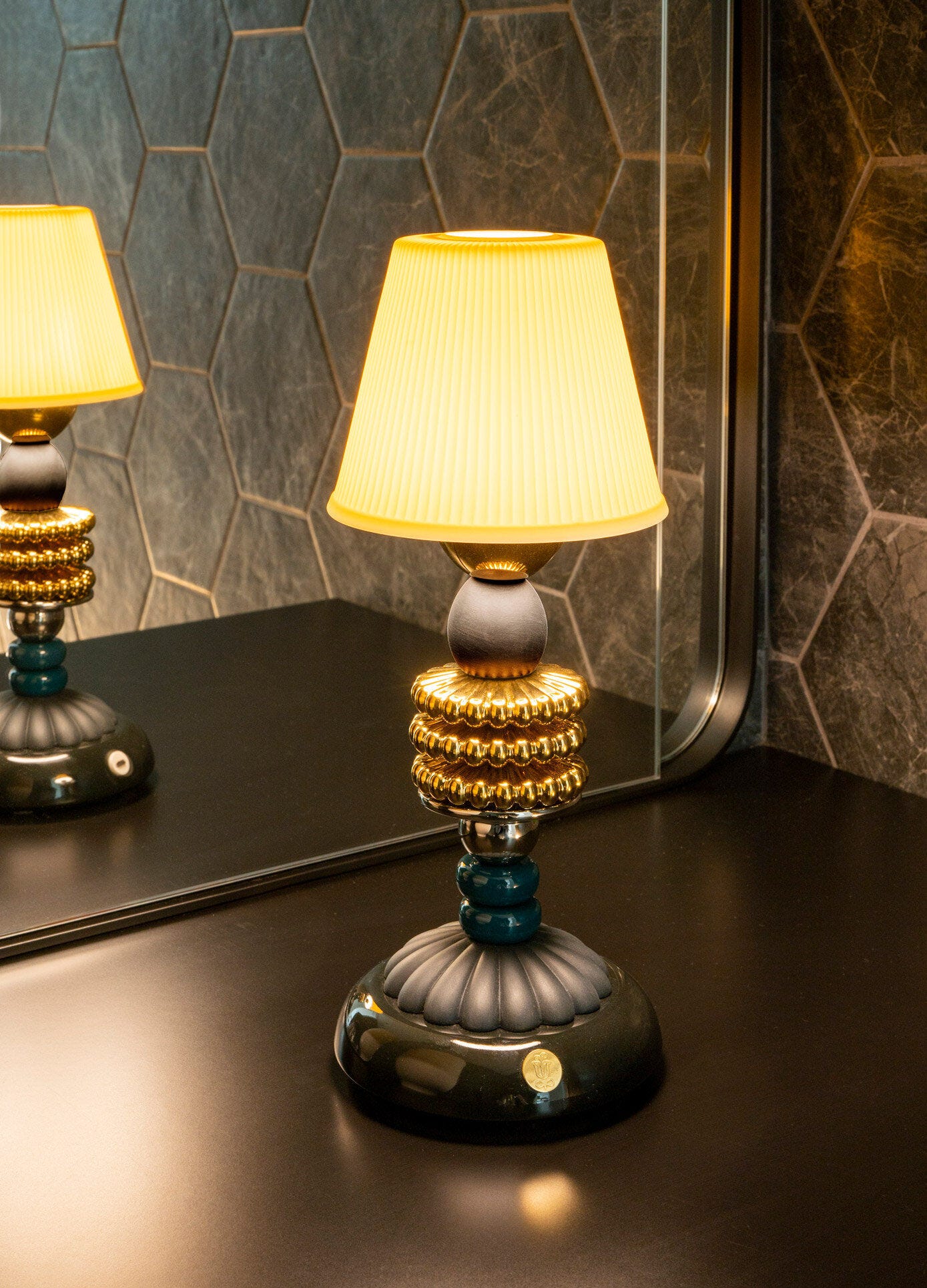 Firefly Lamp by Olga Hanono - Lladro-Japan