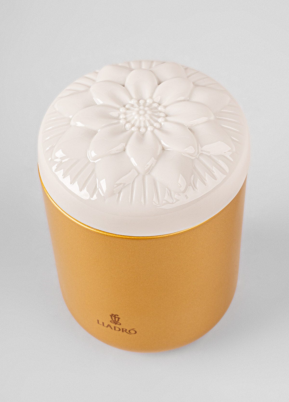 Lotus flower candle - Gardens of Valencia | リヤドロ公式オンライン