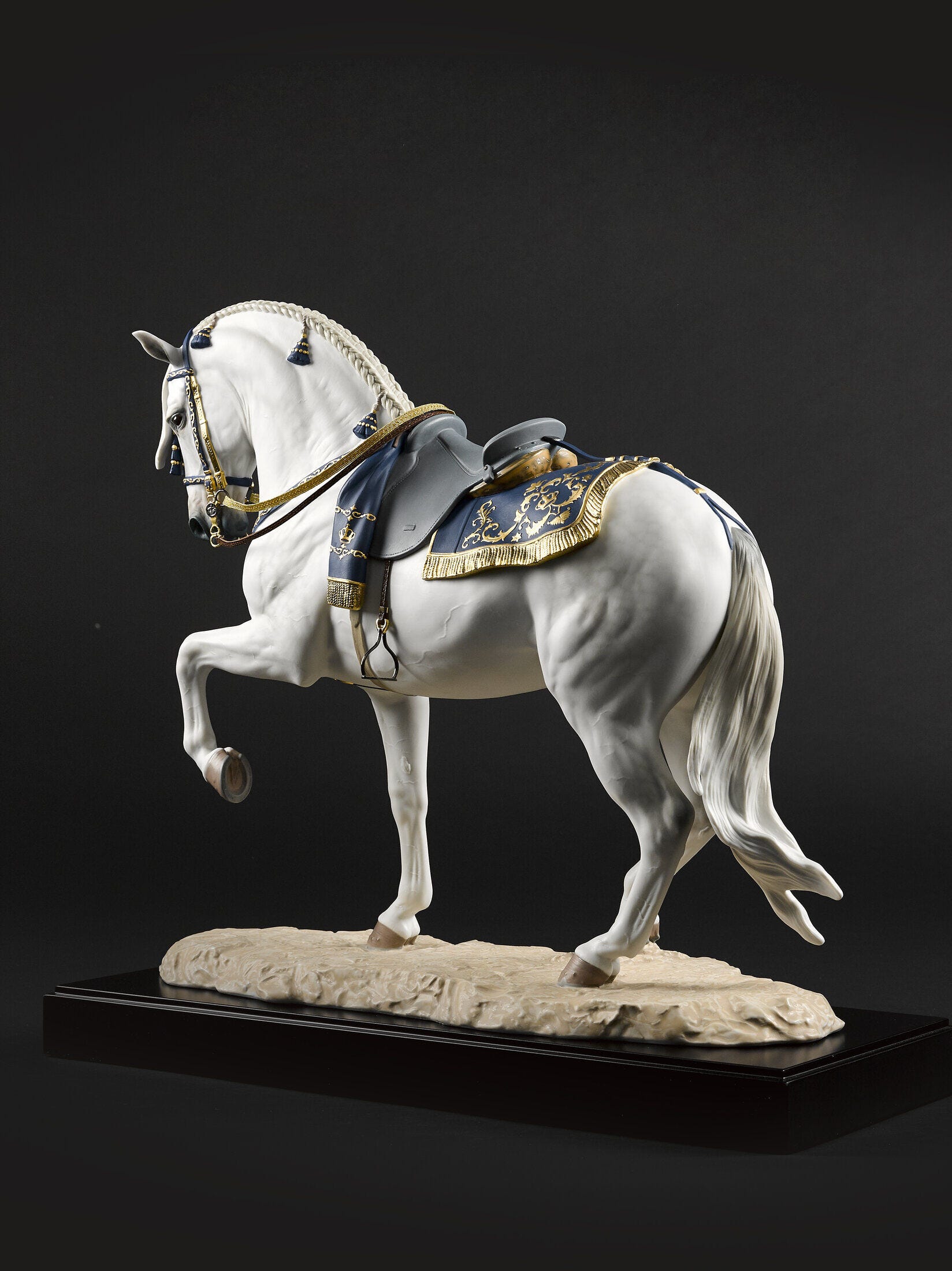 リヤドロ Nao by Lladro Khan the Horse-