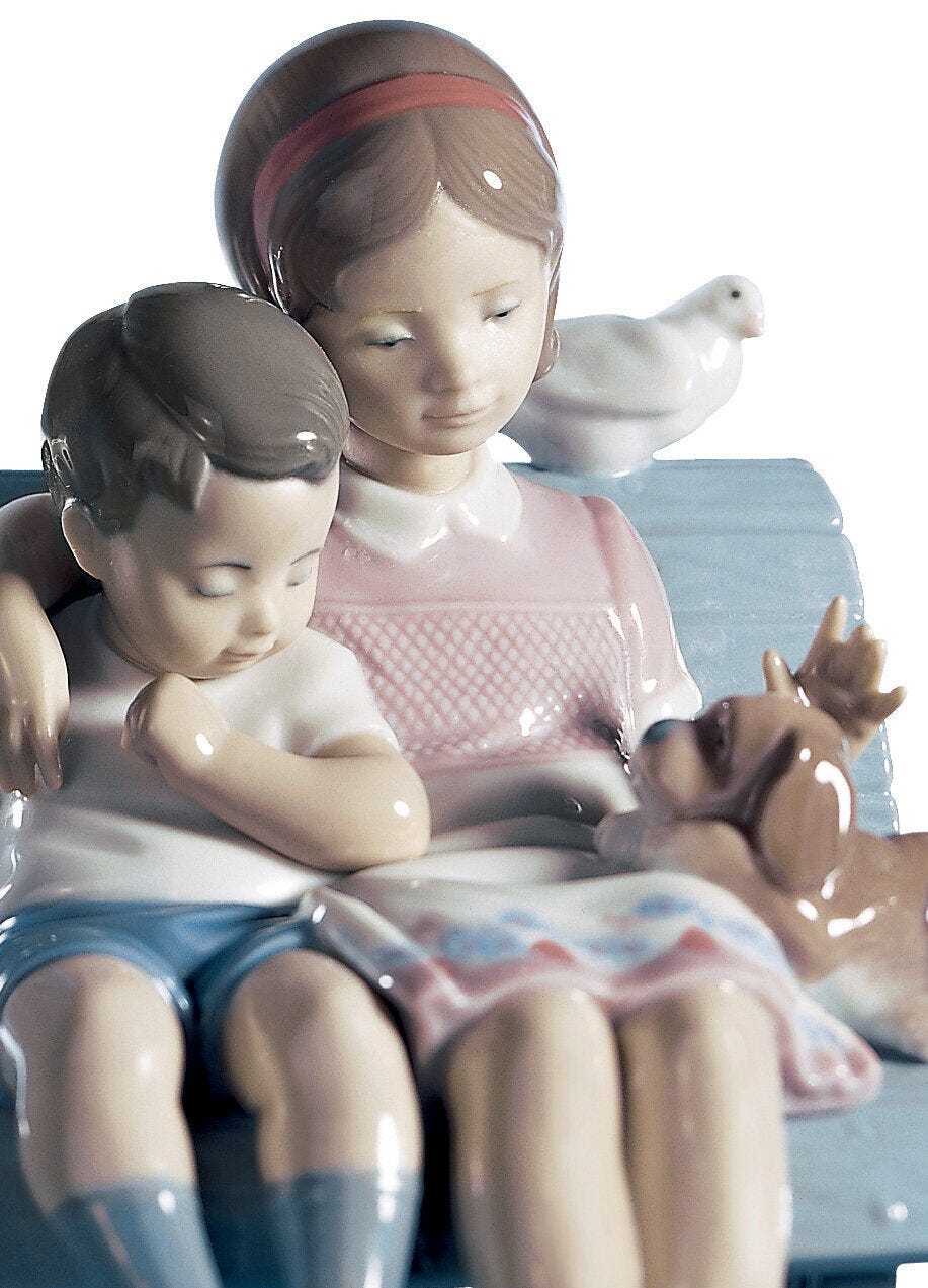 Rare Lladro 6153 AMERICAN LOVE Figurine Native American Girl
