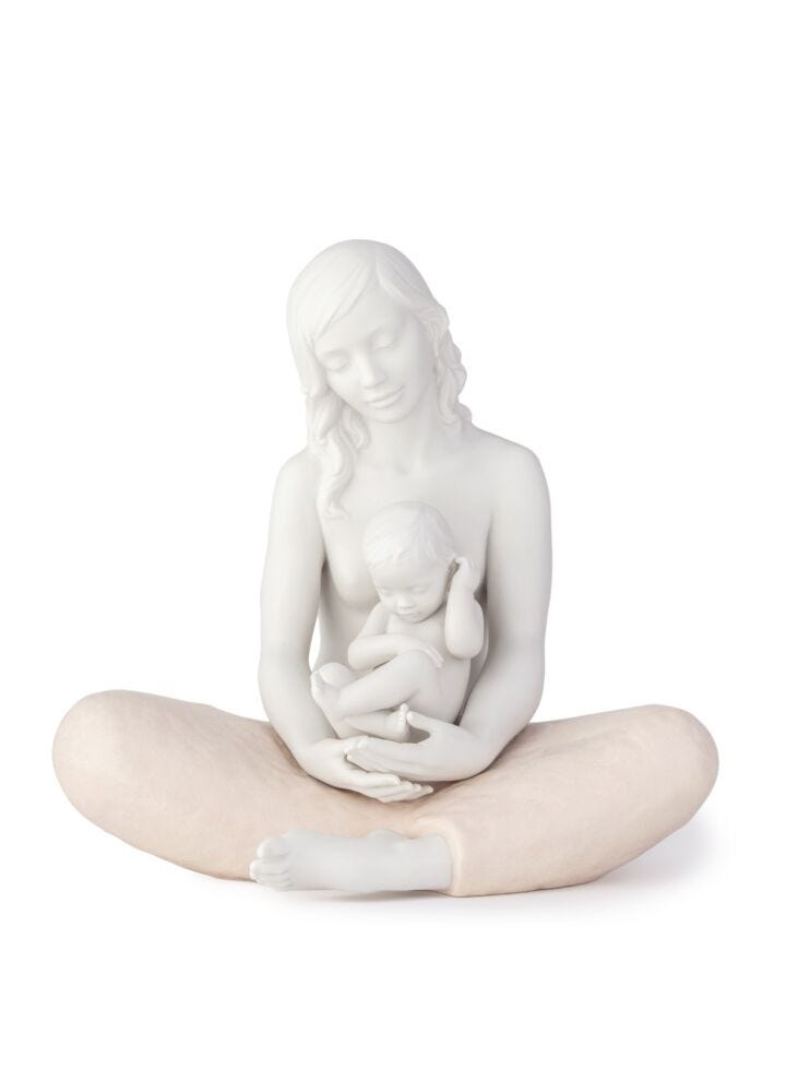 The Mother Figurine in Lladró