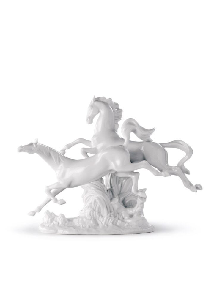 Horses Galloping Figurine in Lladr&oacute;