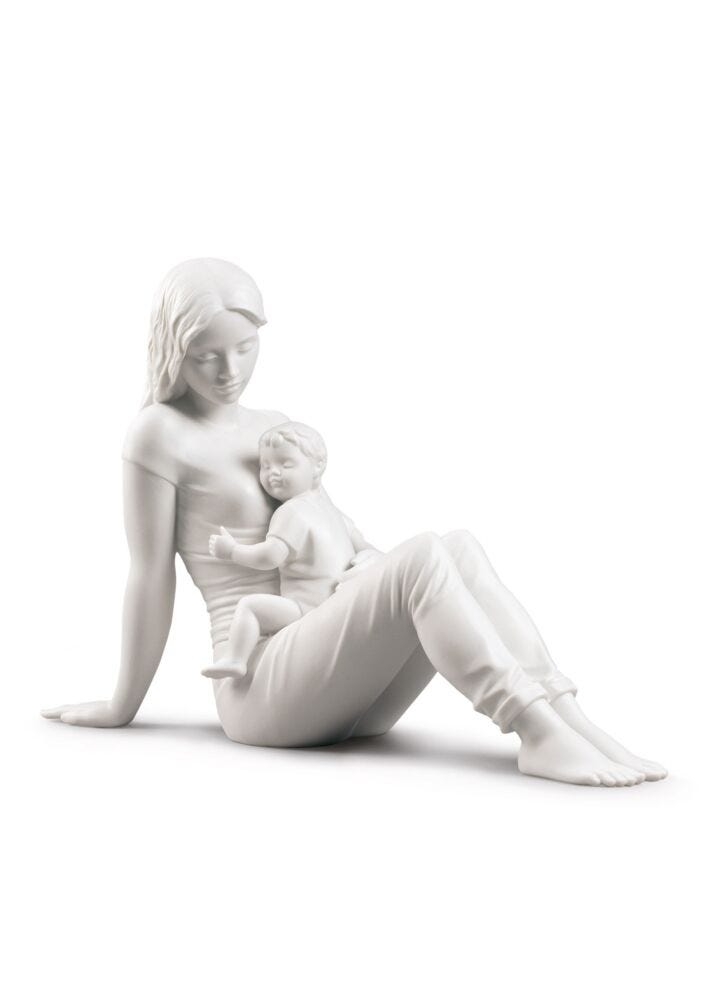 A mother's love Figurine. Matte White in Lladró