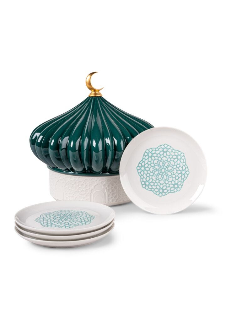 Majestic Nights box with plates in Lladró