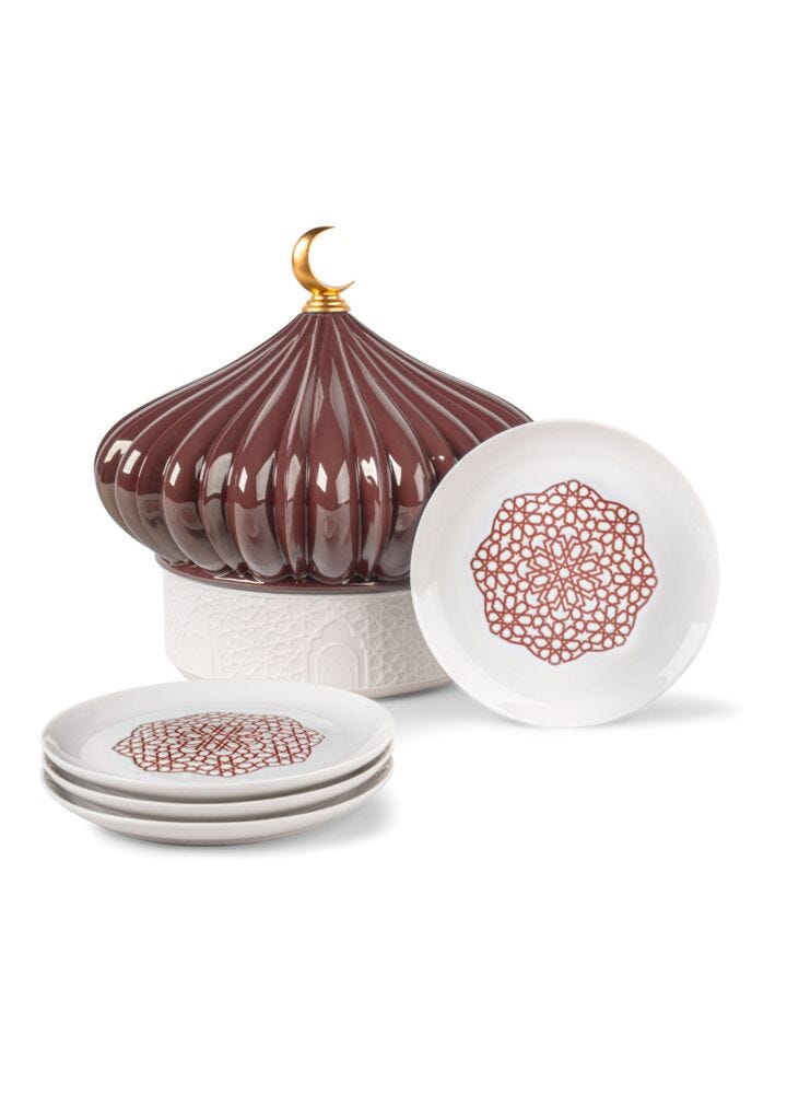 Majestic Nights box with plates (garnet) in Lladró