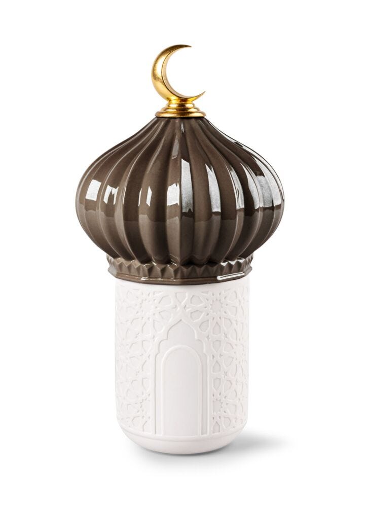 Majestic Nights candle - A Secret Orient.(brown) in Lladró