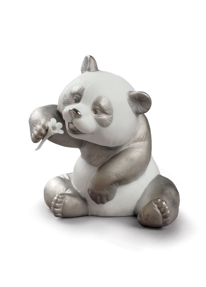 A Cheerful Panda Figurine. Silver Lustre in Lladró