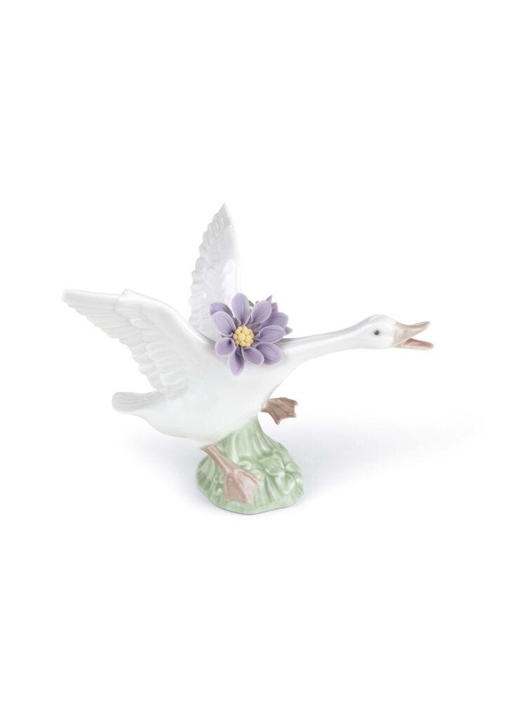 Jumping duck with purple dahlias in Lladró