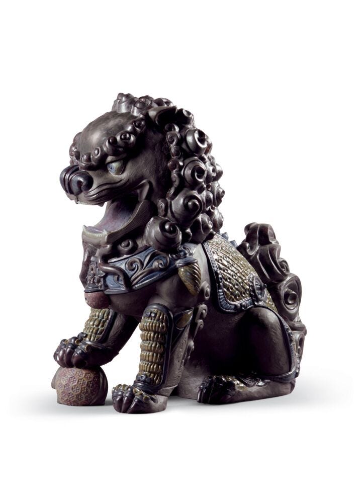 Oriental Lion Sculpture. Black in Lladró