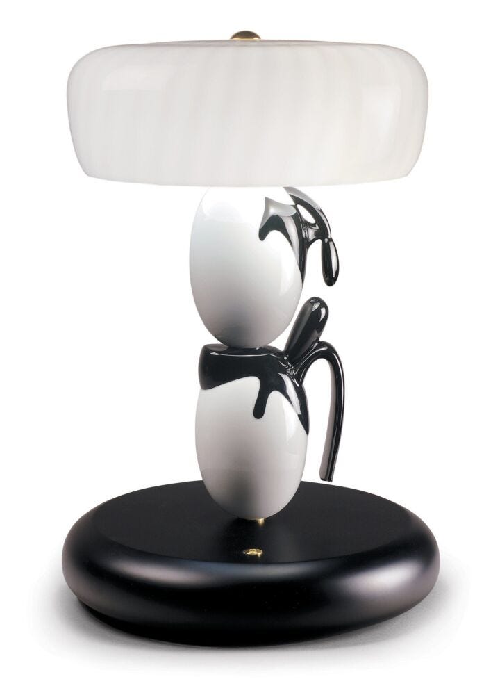Hairstyle (I/U) Table Lamp in Lladró