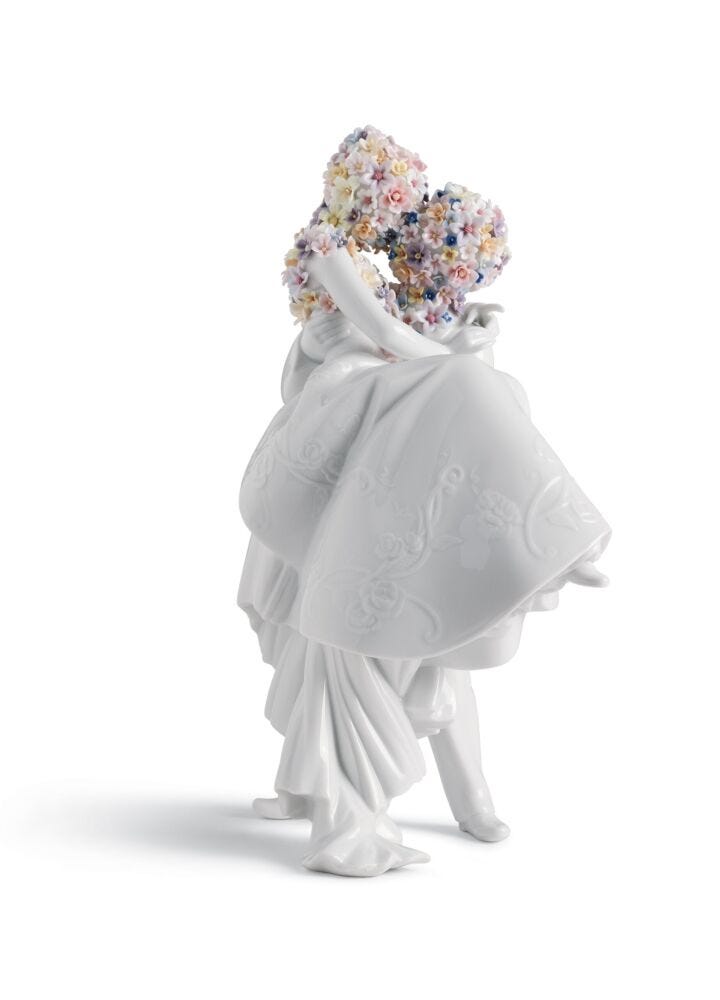 Love II (blossoms) Sculpture in Lladró