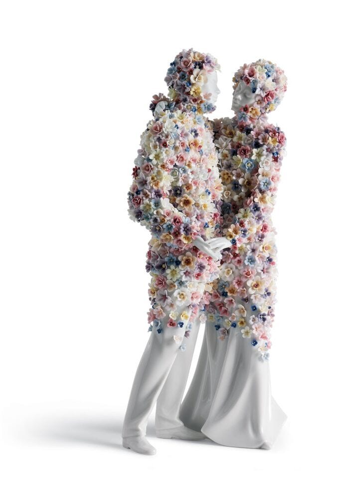 Love III (blossoms) Sculpture in Lladró