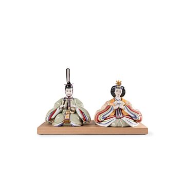 Hina Dolls Sculpture. Green-yellow. Limited Edition in Lladró