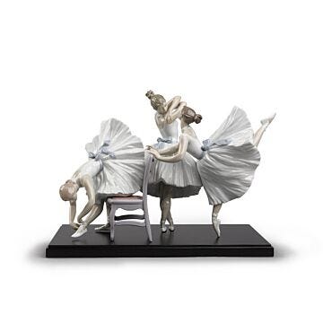 Backstage Ballet Figurine. Limited Edition in Lladró