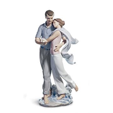 You're Everything to Me Couple Figurine in Lladró