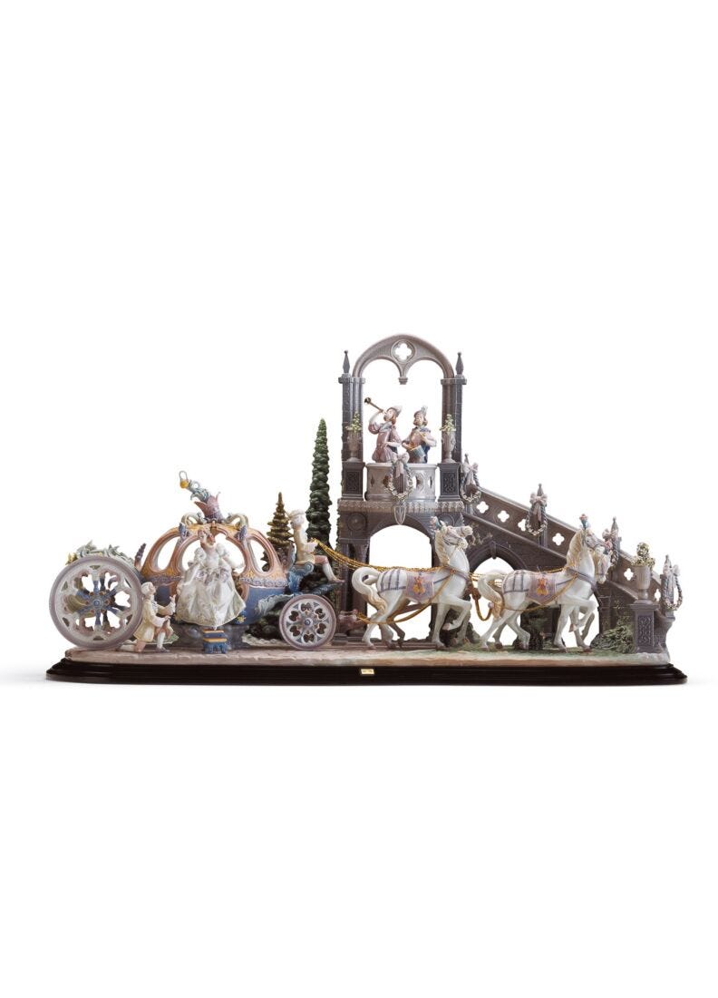 Cinderella's Arrival Sculpture. Limited Edition in Lladró