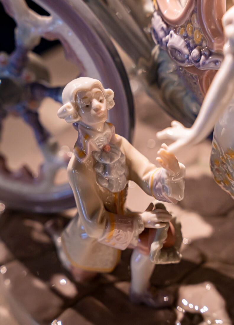 Cinderella's Arrival Sculpture. Limited Edition in Lladró