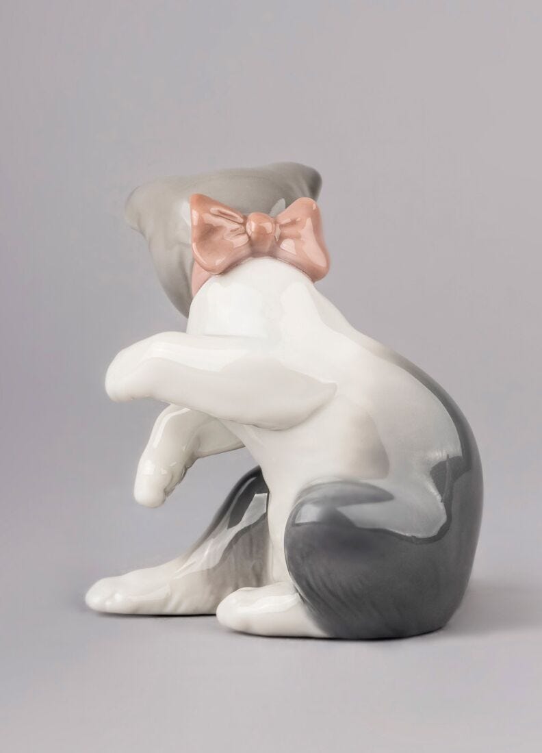 Cat and Mouse Figurine in Lladró