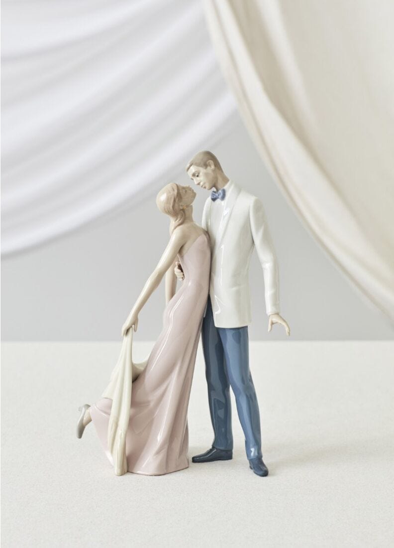 Happy Anniversary Couple Figurine in Lladró