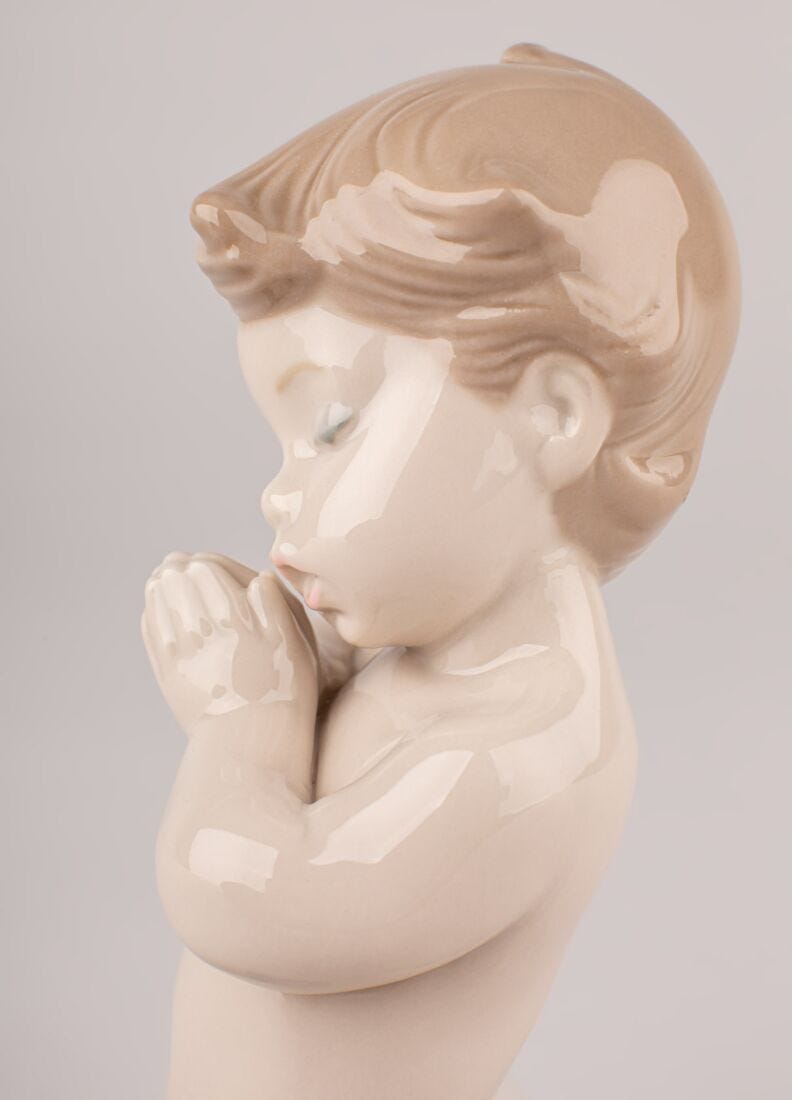 A Child's Prayer Boy Figurine in Lladró