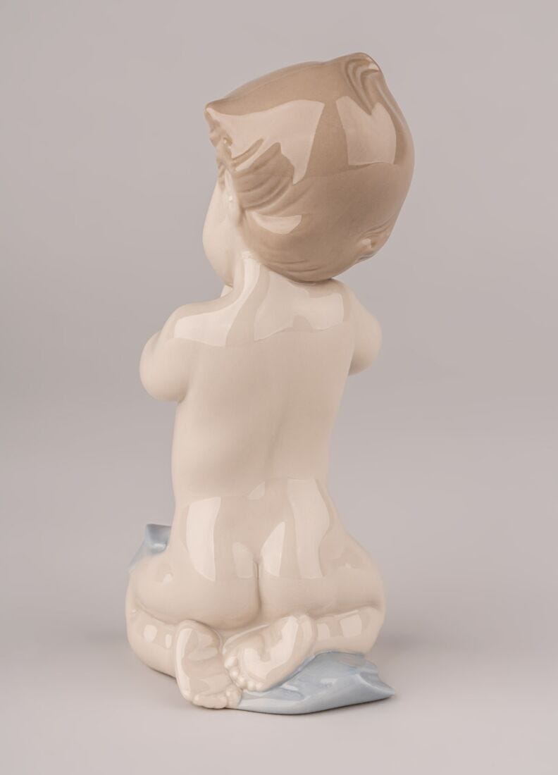 A Child's Prayer Boy Figurine in Lladró