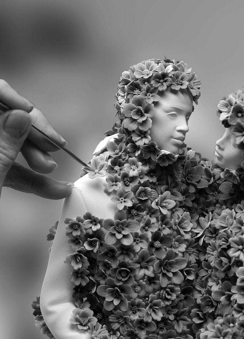 Scultura Amore III (fiori) in Lladró