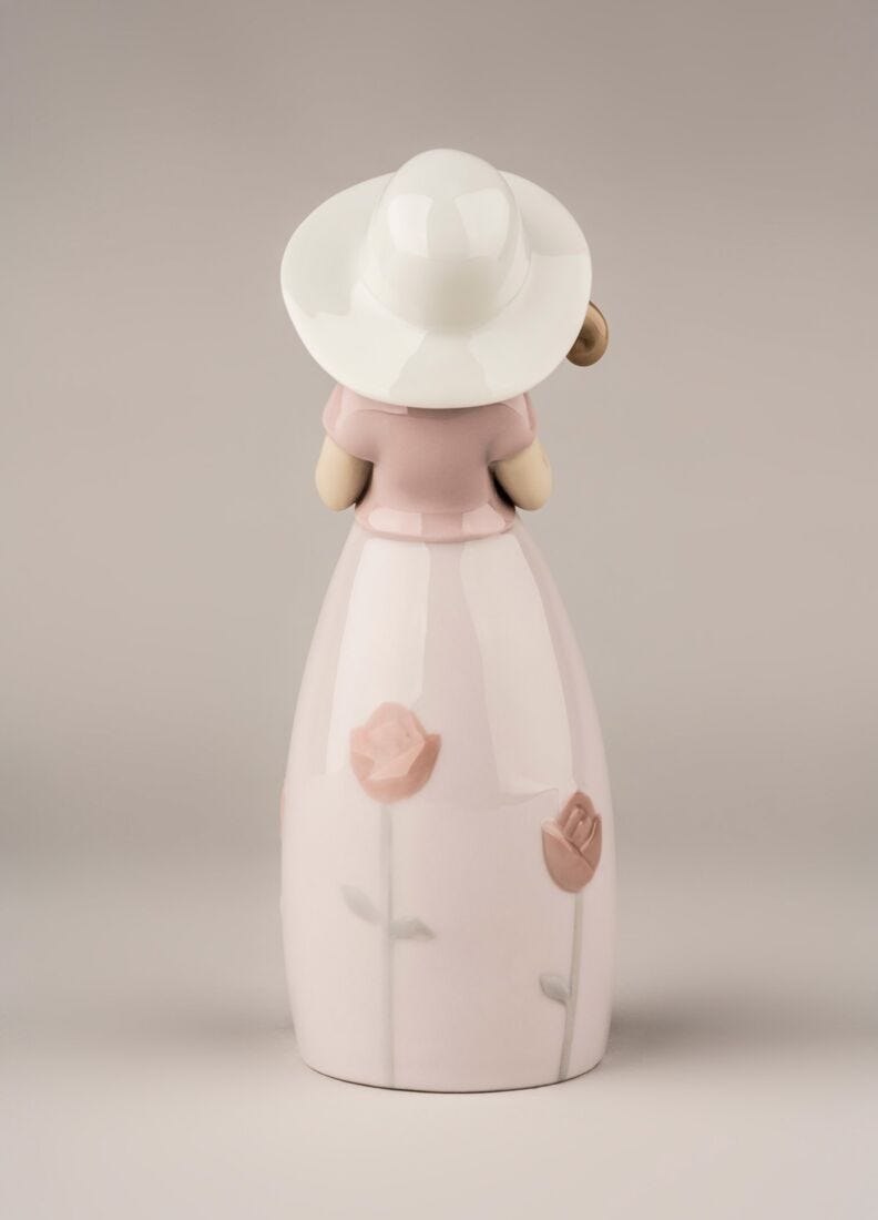 Little Rose Girl Figurine in Lladró