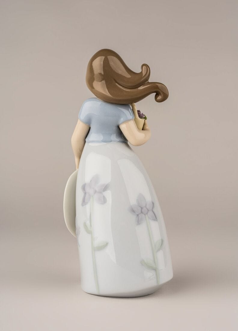 Little Violet Girl Figurine in Lladró