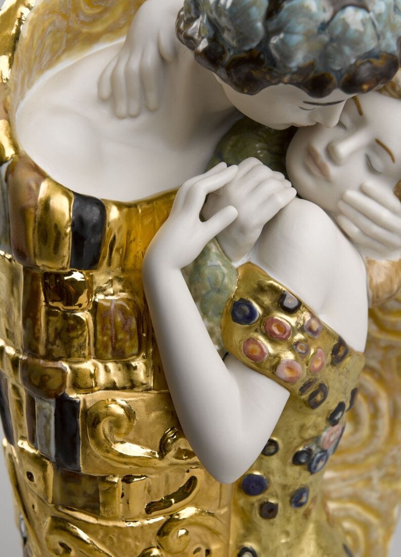 Scultura Coppia Il bacio di Klimt. Lustro oro in Lladró