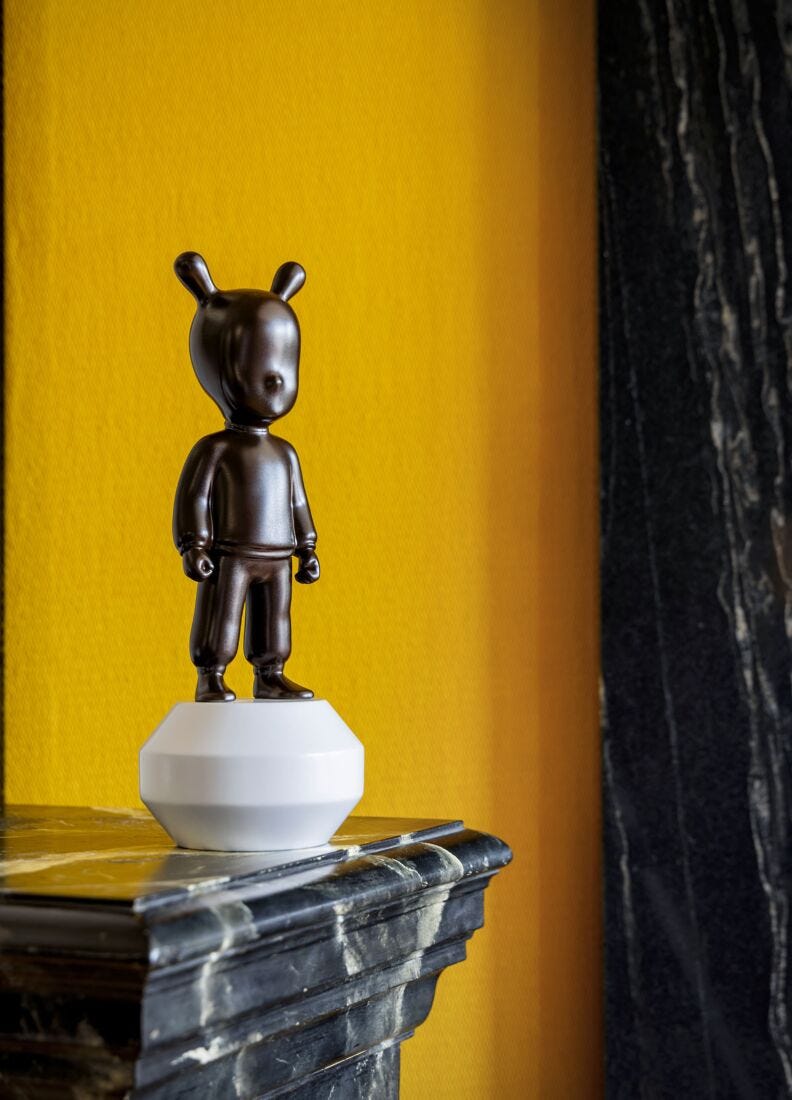 The chocolate Guest Sculpture. Small model, 2 of 7