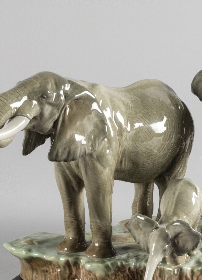 象の行進 - Lladro-Japan
