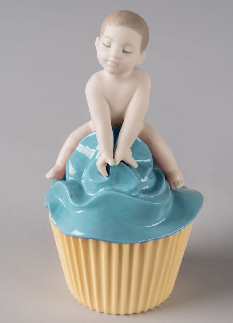 Figurina bimbo Il mio dolce cupcake in Lladró