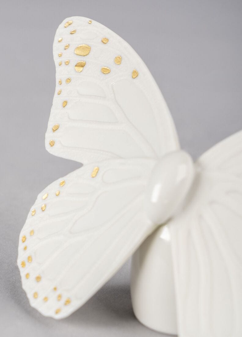 Butterfly Figurine. Golden Luster & White in Lladró
