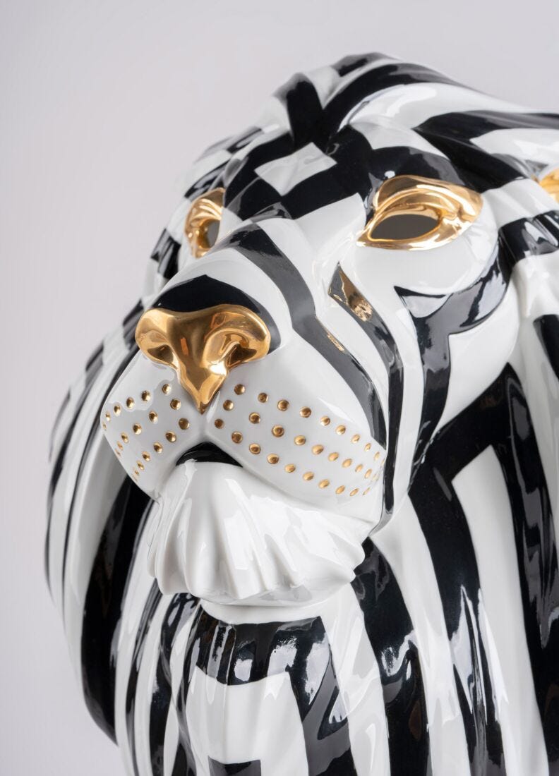 Lion mask. Black-gold, 4 of 7
