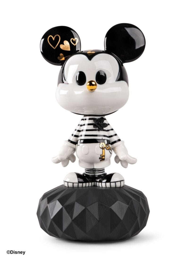 Mickey™ in black and white Sculpture | Lladró® USA