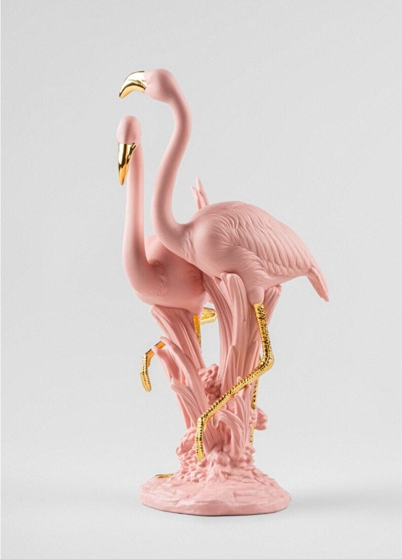 The Flamingos Sculpture. Pink in Lladró